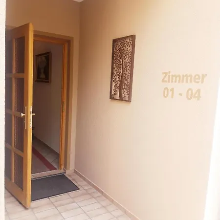 Casa de hóspedes Zimmervermietung Sat
